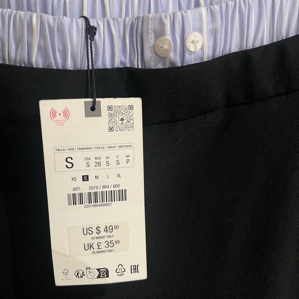 Black midi skirt from Zara with really cute detail on top!!